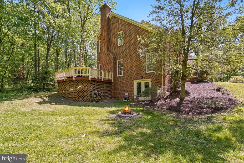 5722 GREENVIEW LN, WARRENTON, Virginia 20187, 4 Bedrooms Bedrooms, ,2 BathroomsBathrooms,Residential,5722 GREENVIEW LN,VAFQ2020274 MLS # VAFQ2020274