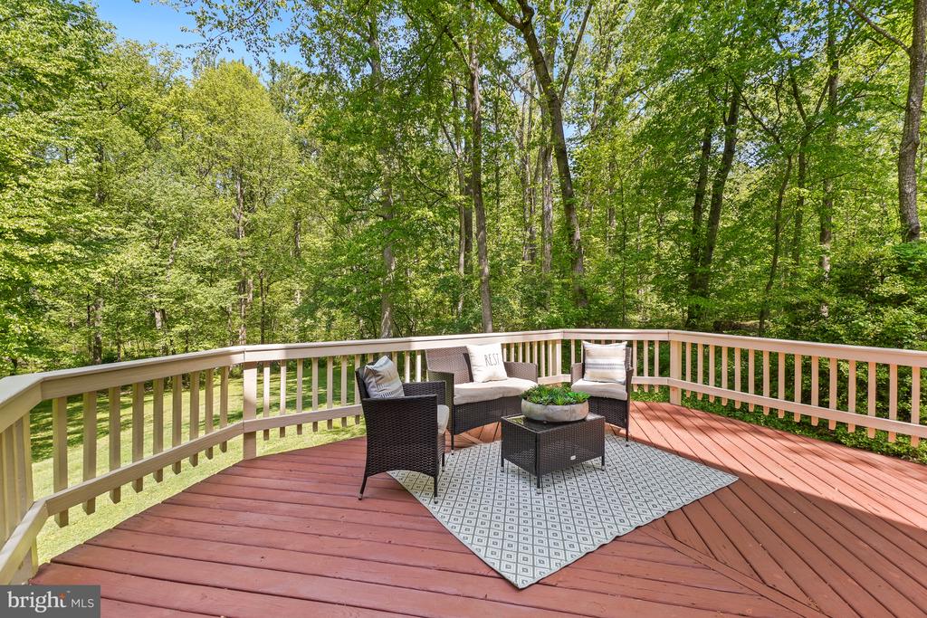 5722 GREENVIEW LN, WARRENTON, Virginia 20187, 4 Bedrooms Bedrooms, ,2 BathroomsBathrooms,Residential,5722 GREENVIEW LN,VAFQ2020274 MLS # VAFQ2020274