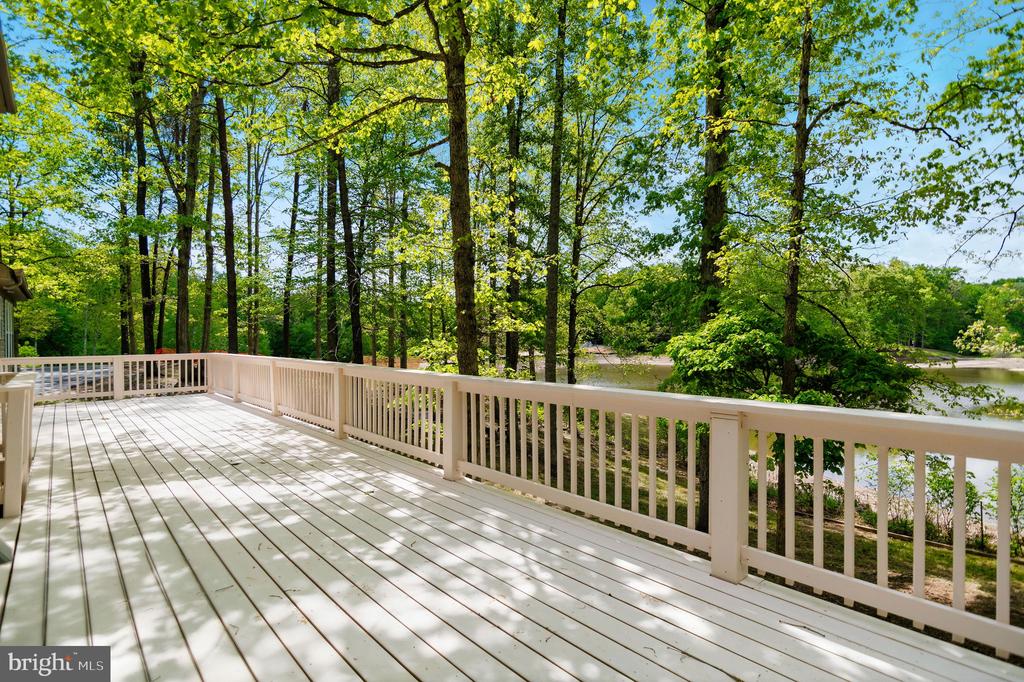7905 E E ROBERT E LEE CT, SPOTSYLVANIA, Virginia 22551, 6 Bedrooms Bedrooms, ,4 BathroomsBathrooms,Residential,7905 E E ROBERT E LEE CT,VASP2041332 MLS # VASP2041332