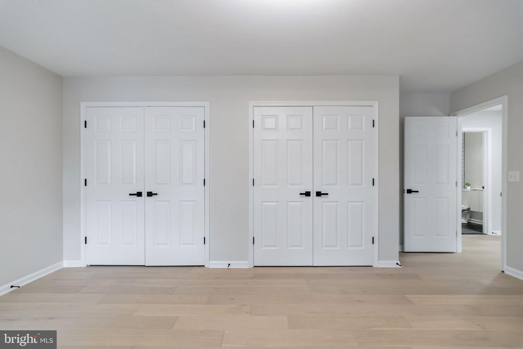 7905 E E ROBERT E LEE CT, SPOTSYLVANIA, Virginia 22551, 6 Bedrooms Bedrooms, ,4 BathroomsBathrooms,Residential,7905 E E ROBERT E LEE CT,VASP2041332 MLS # VASP2041332