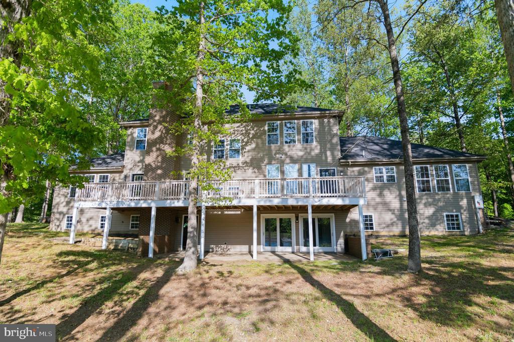 7905 E E ROBERT E LEE CT, SPOTSYLVANIA, Virginia 22551, 6 Bedrooms Bedrooms, ,4 BathroomsBathrooms,Residential,7905 E E ROBERT E LEE CT,VASP2041332 MLS # VASP2041332