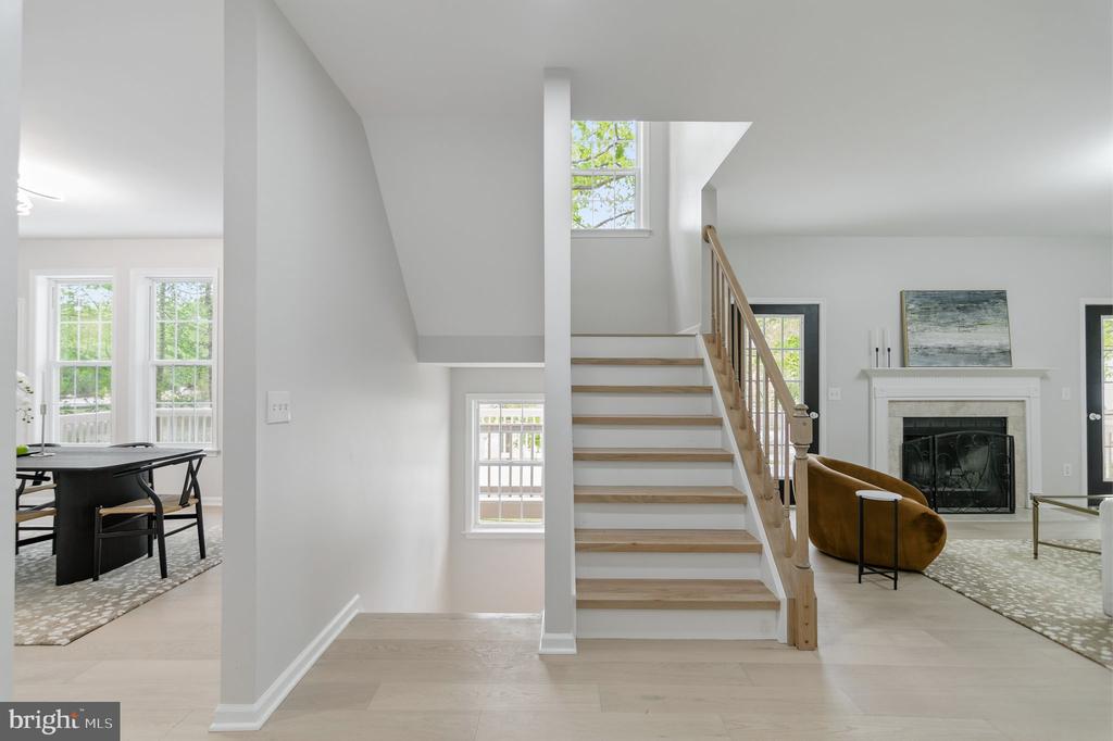 7905 E E ROBERT E LEE CT, SPOTSYLVANIA, Virginia 22551, 6 Bedrooms Bedrooms, ,4 BathroomsBathrooms,Residential,7905 E E ROBERT E LEE CT,VASP2041332 MLS # VASP2041332
