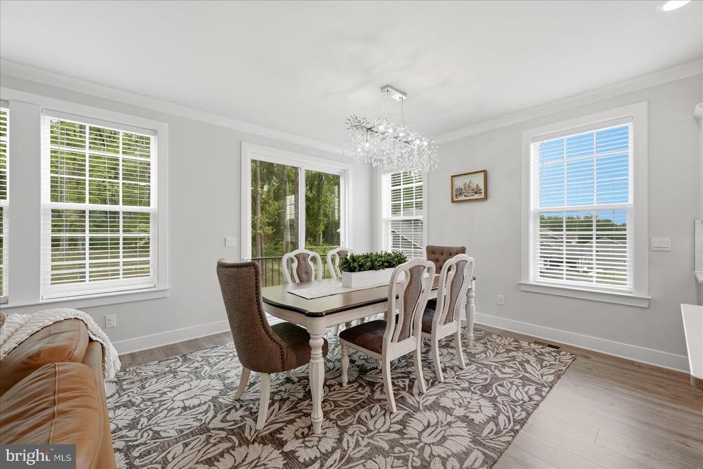 7817 HOLSTON LN, BROAD RUN, Virginia 20137, 5 Bedrooms Bedrooms, ,4 BathroomsBathrooms,Residential,7817 HOLSTON LN,VAFQ2021732 MLS # VAFQ2021732