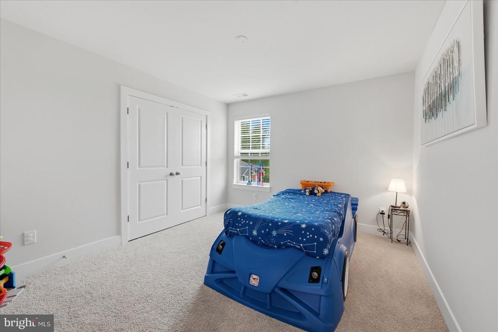 7817 HOLSTON LN, BROAD RUN, Virginia 20137, 5 Bedrooms Bedrooms, ,4 BathroomsBathrooms,Residential,7817 HOLSTON LN,VAFQ2021732 MLS # VAFQ2021732