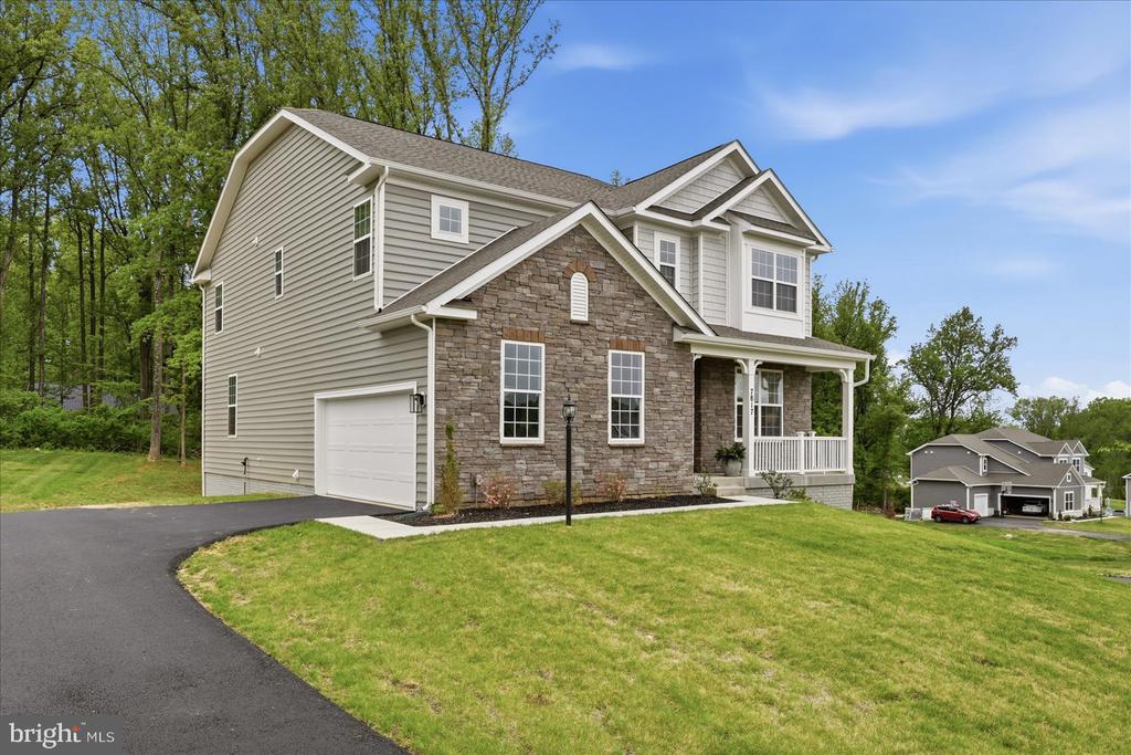 7817 HOLSTON LN, BROAD RUN, Virginia 20137, 5 Bedrooms Bedrooms, ,4 BathroomsBathrooms,Residential,7817 HOLSTON LN,VAFQ2021732 MLS # VAFQ2021732