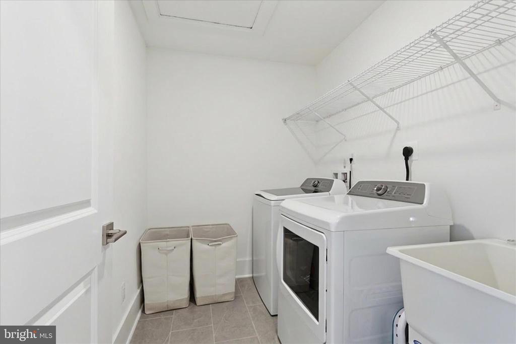 9507 MAIDENHAIR AVE, FREDERICKSBURG, Virginia 22407, 4 Bedrooms Bedrooms, ,3 BathroomsBathrooms,Residential,9507 MAIDENHAIR AVE,VASP2041338 MLS # VASP2041338