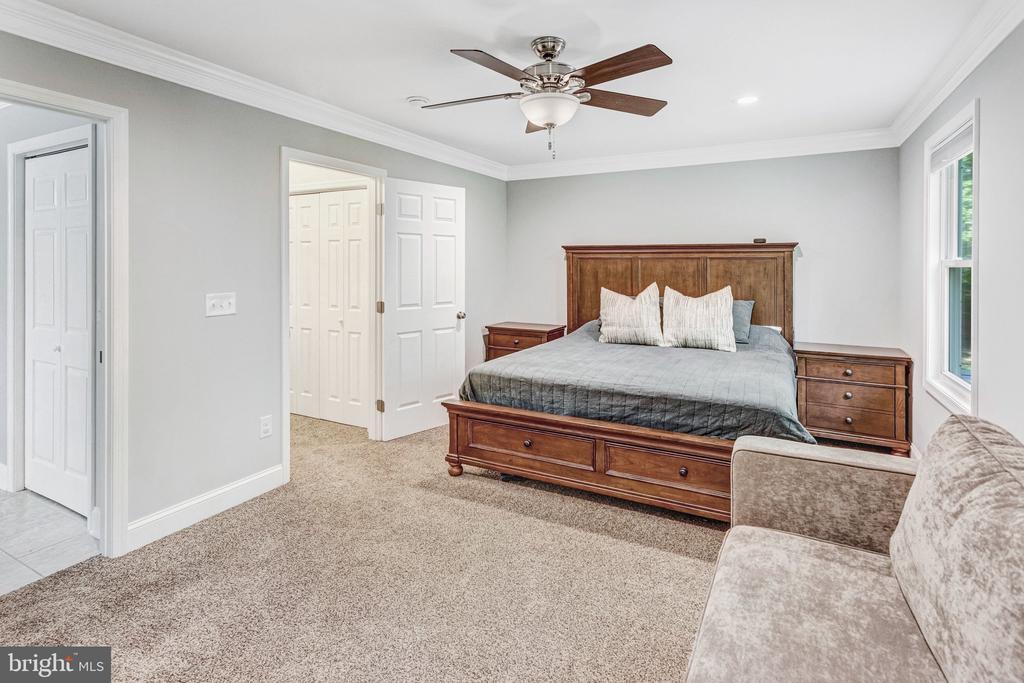 10206 GAYLE CT, SPOTSYLVANIA, Virginia 22553, 4 Bedrooms Bedrooms, ,3 BathroomsBathrooms,Residential,10206 GAYLE CT,VASP2041284 MLS # VASP2041284