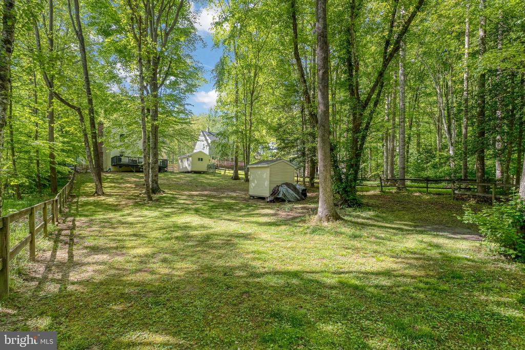 10206 GAYLE CT, SPOTSYLVANIA, Virginia 22553, 4 Bedrooms Bedrooms, ,3 BathroomsBathrooms,Residential,10206 GAYLE CT,VASP2041284 MLS # VASP2041284