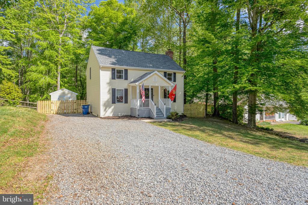 10206 GAYLE CT, SPOTSYLVANIA, Virginia 22553, 4 Bedrooms Bedrooms, ,3 BathroomsBathrooms,Residential,10206 GAYLE CT,VASP2041284 MLS # VASP2041284