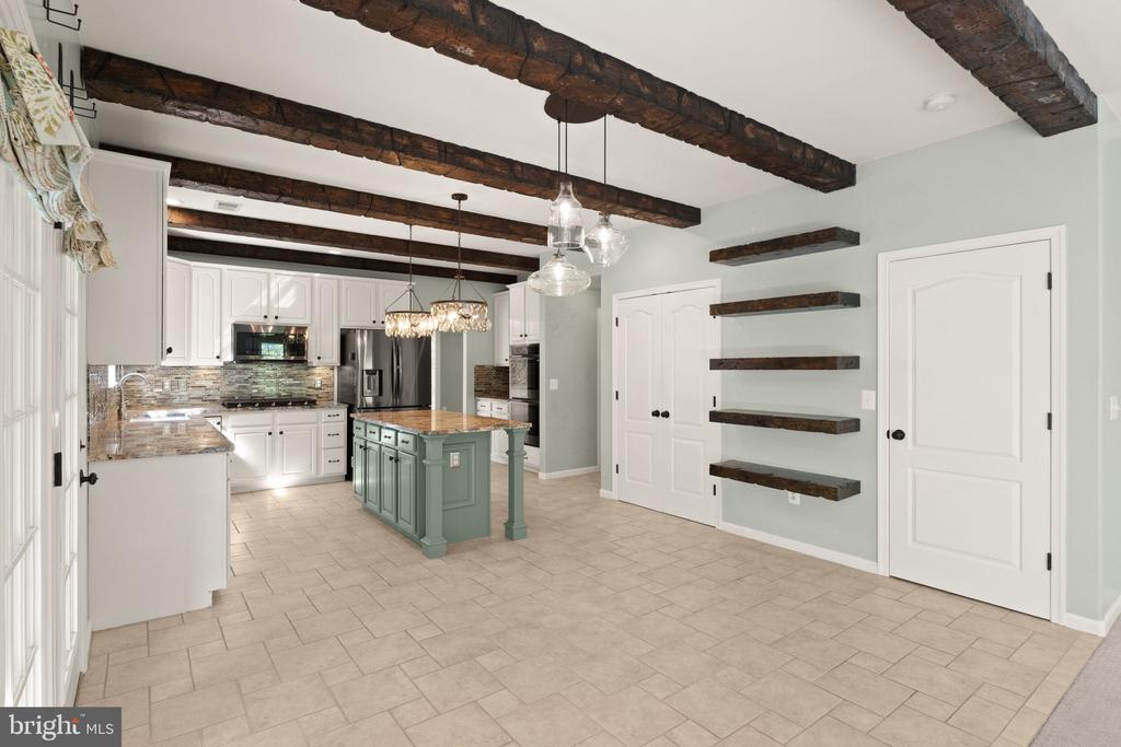 553 WINDERMERE DR, CULPEPER, Virginia 22701, 4 Bedrooms Bedrooms, ,3 BathroomsBathrooms,Residential,553 WINDERMERE DR,VACU2012898 MLS # VACU2012898