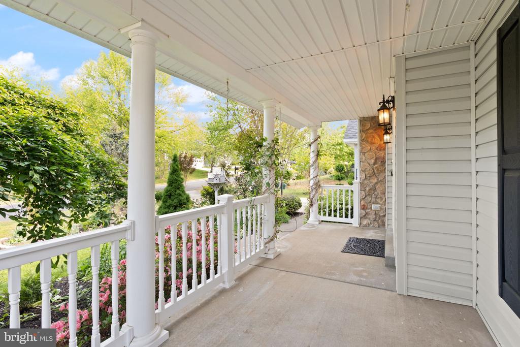 553 WINDERMERE DR, CULPEPER, Virginia 22701, 4 Bedrooms Bedrooms, ,3 BathroomsBathrooms,Residential,553 WINDERMERE DR,VACU2012898 MLS # VACU2012898
