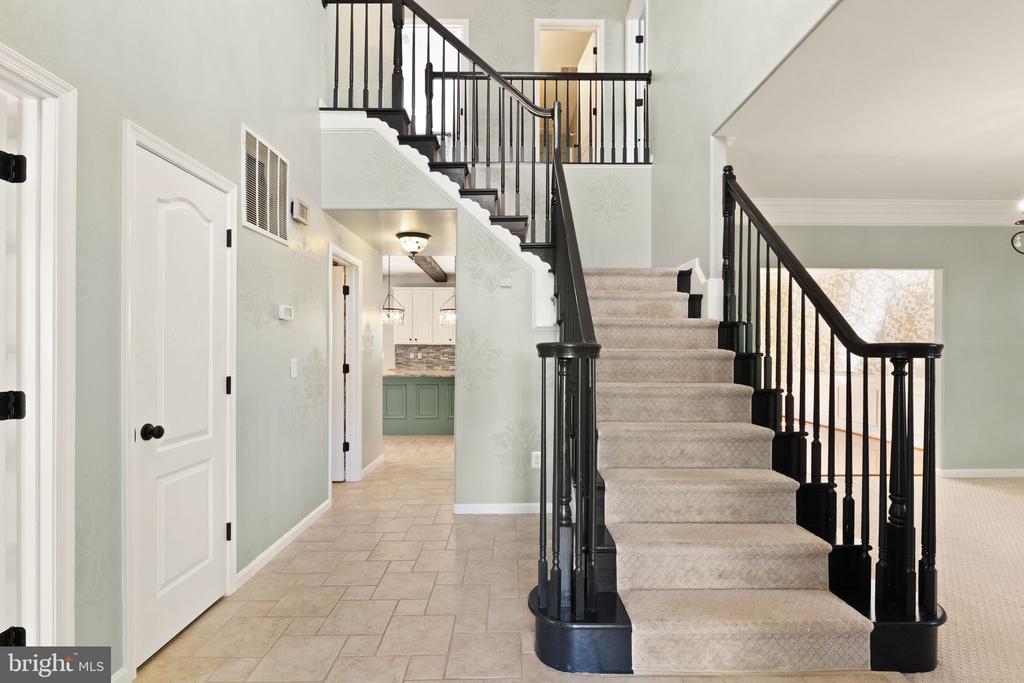553 WINDERMERE DR, CULPEPER, Virginia 22701, 4 Bedrooms Bedrooms, ,3 BathroomsBathrooms,Residential,553 WINDERMERE DR,VACU2012898 MLS # VACU2012898