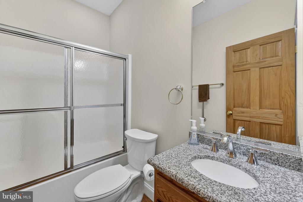 11186 PIMLICO CIR, CULPEPER, Virginia 22701, 4 Bedrooms Bedrooms, ,4 BathroomsBathrooms,Residential,11186 PIMLICO CIR,VACU2013444 MLS # VACU2013444