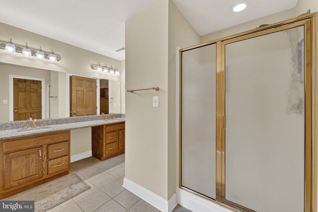 11186 PIMLICO CIR, CULPEPER, Virginia 22701, 4 Bedrooms Bedrooms, ,4 BathroomsBathrooms,Residential,11186 PIMLICO CIR,VACU2013444 MLS # VACU2013444