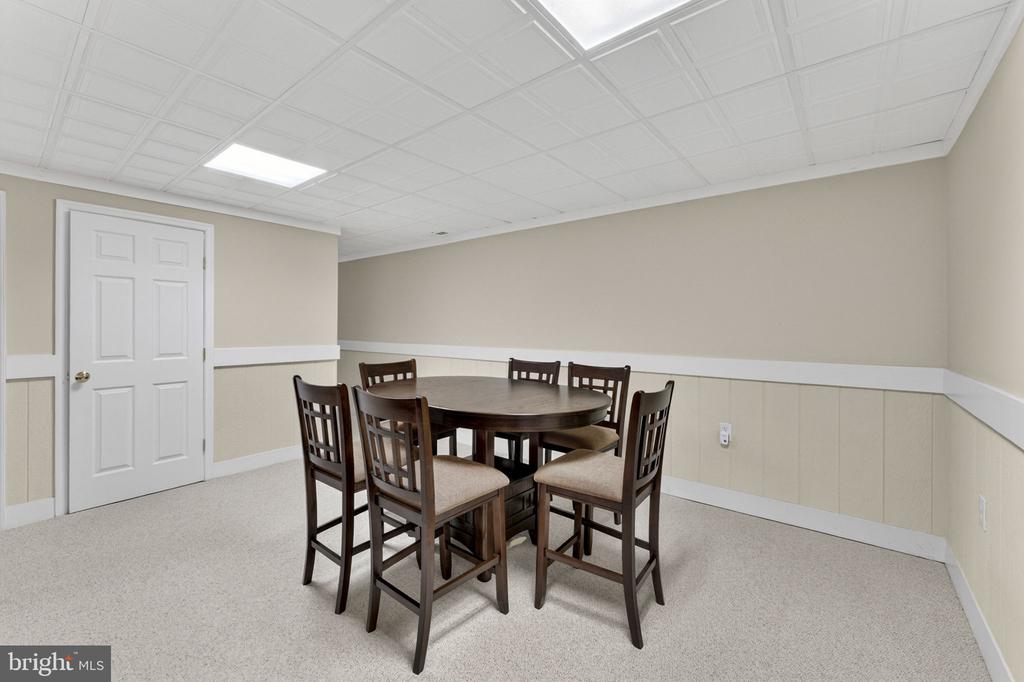 11186 PIMLICO CIR, CULPEPER, Virginia 22701, 4 Bedrooms Bedrooms, ,4 BathroomsBathrooms,Residential,11186 PIMLICO CIR,VACU2013444 MLS # VACU2013444