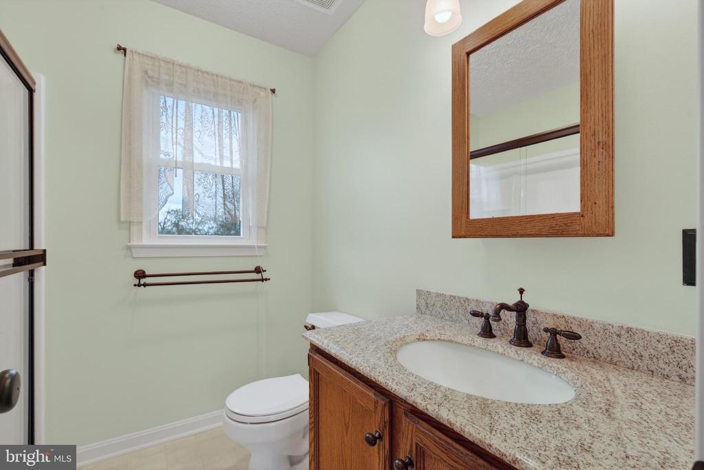 10985 BLAKE LN, BEALETON, Virginia 22712, 3 Bedrooms Bedrooms, ,2 BathroomsBathrooms,Residential,10985 BLAKE LN,VAFQ2020154 MLS # VAFQ2020154