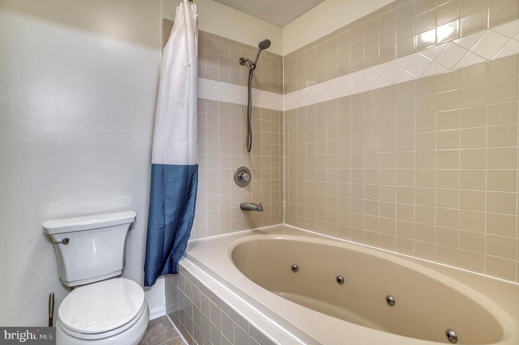 1393 N RED OAK WAY, CULPEPER, Virginia 22701, 4 Bedrooms Bedrooms, ,2 BathroomsBathrooms,Residential,1393 N RED OAK WAY,VACU2013446 MLS # VACU2013446