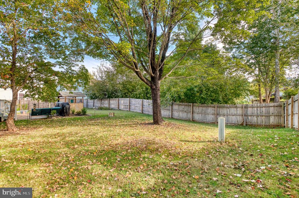1393 N RED OAK WAY, CULPEPER, Virginia 22701, 4 Bedrooms Bedrooms, ,2 BathroomsBathrooms,Residential,1393 N RED OAK WAY,VACU2013446 MLS # VACU2013446