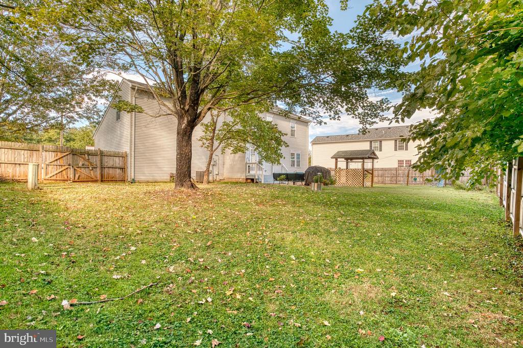 1393 N RED OAK WAY, CULPEPER, Virginia 22701, 4 Bedrooms Bedrooms, ,2 BathroomsBathrooms,Residential,1393 N RED OAK WAY,VACU2013446 MLS # VACU2013446