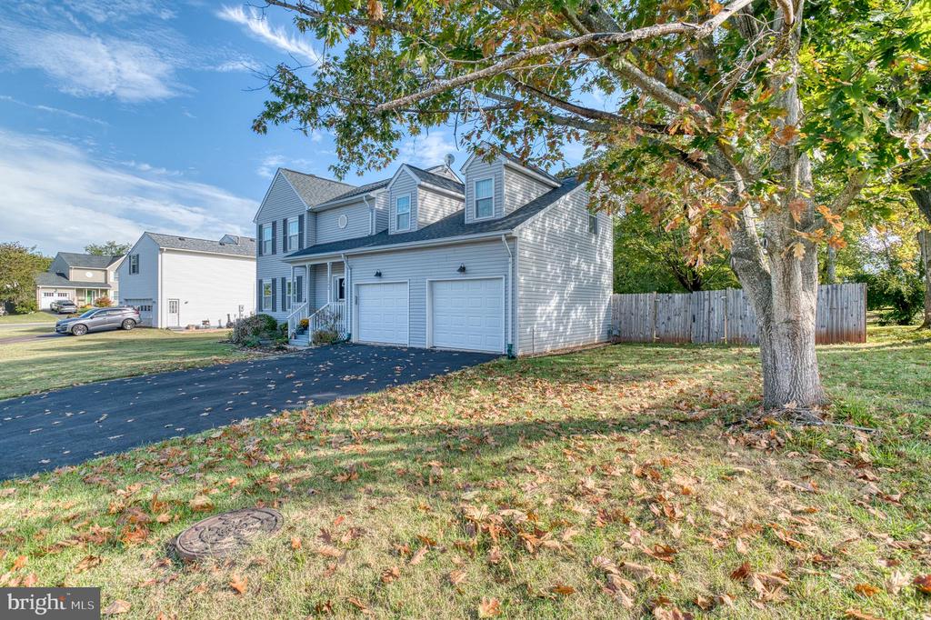 1393 N RED OAK WAY, CULPEPER, Virginia 22701, 4 Bedrooms Bedrooms, ,2 BathroomsBathrooms,Residential,1393 N RED OAK WAY,VACU2013446 MLS # VACU2013446