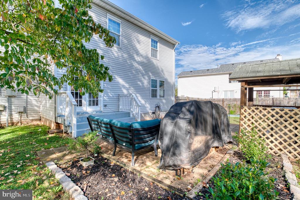 1393 N RED OAK WAY, CULPEPER, Virginia 22701, 4 Bedrooms Bedrooms, ,2 BathroomsBathrooms,Residential,1393 N RED OAK WAY,VACU2013446 MLS # VACU2013446