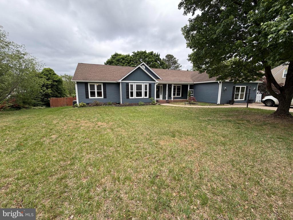 5118 SIGNAL CORPS DR, FREDERICKSBURG, Virginia 22408, 4 Bedrooms Bedrooms, ,3 BathroomsBathrooms,Residential,5118 SIGNAL CORPS DR,VASP2041356 MLS # VASP2041356