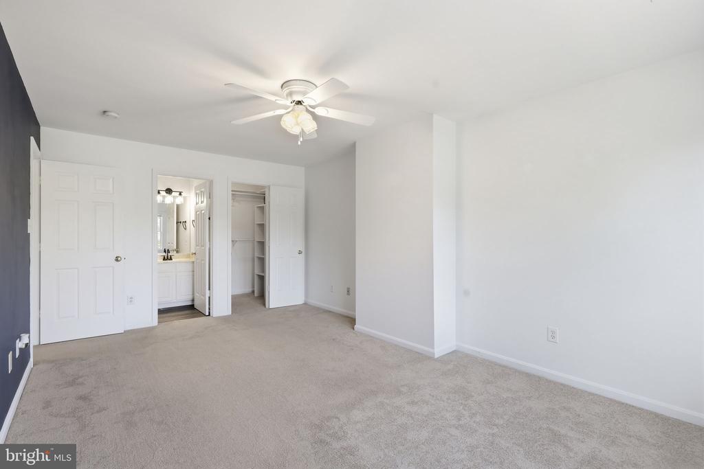 7020 HELM DR, REMINGTON, Virginia 22734, 3 Bedrooms Bedrooms, ,3 BathroomsBathrooms,Residential,7020 HELM DR,VAFQ2021198 MLS # VAFQ2021198
