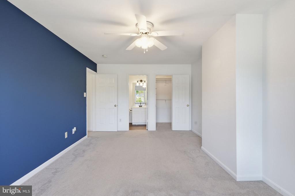 7020 HELM DR, REMINGTON, Virginia 22734, 3 Bedrooms Bedrooms, ,3 BathroomsBathrooms,Residential,7020 HELM DR,VAFQ2021198 MLS # VAFQ2021198