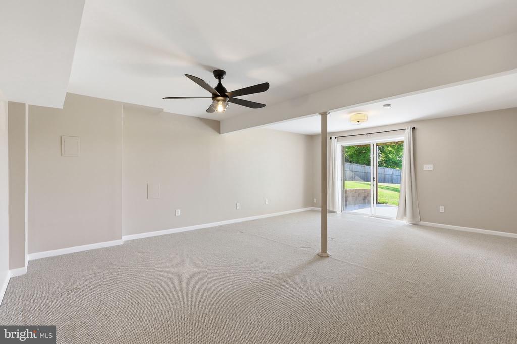 7020 HELM DR, REMINGTON, Virginia 22734, 3 Bedrooms Bedrooms, ,3 BathroomsBathrooms,Residential,7020 HELM DR,VAFQ2021198 MLS # VAFQ2021198