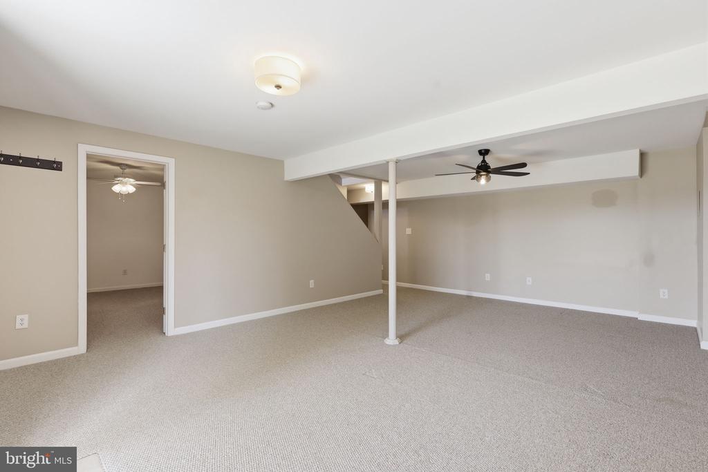 7020 HELM DR, REMINGTON, Virginia 22734, 3 Bedrooms Bedrooms, ,3 BathroomsBathrooms,Residential,7020 HELM DR,VAFQ2021198 MLS # VAFQ2021198