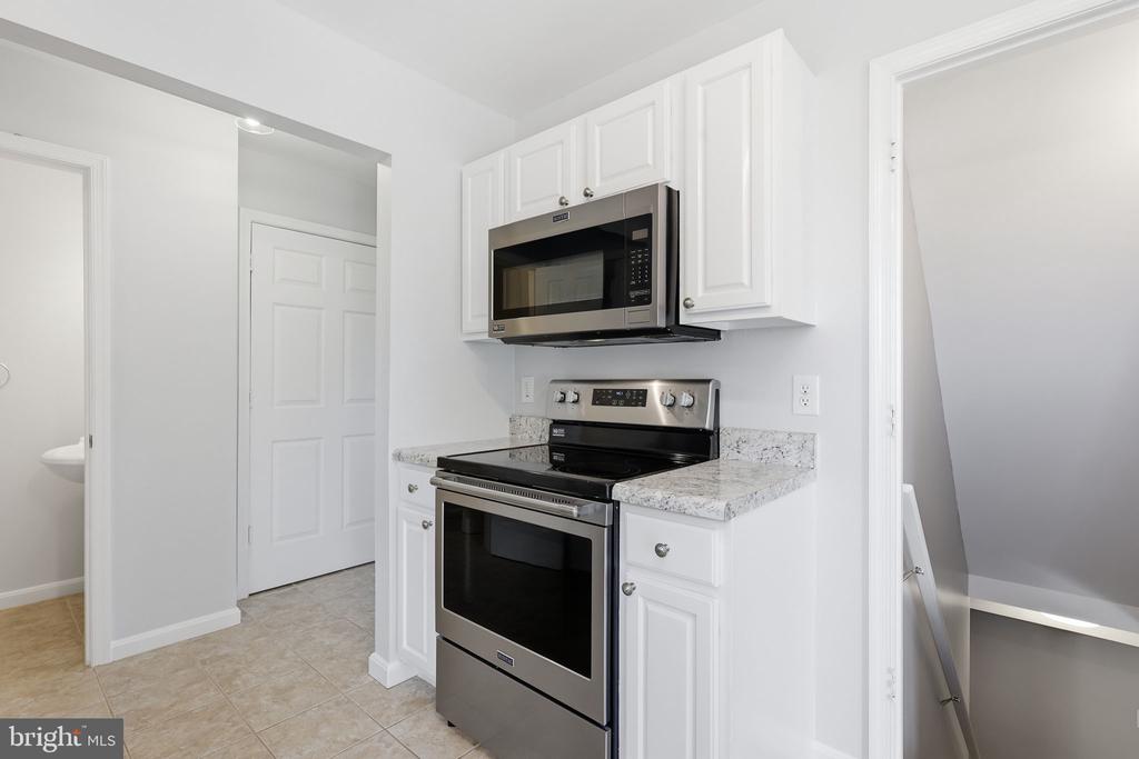 7020 HELM DR, REMINGTON, Virginia 22734, 3 Bedrooms Bedrooms, ,3 BathroomsBathrooms,Residential,7020 HELM DR,VAFQ2021198 MLS # VAFQ2021198