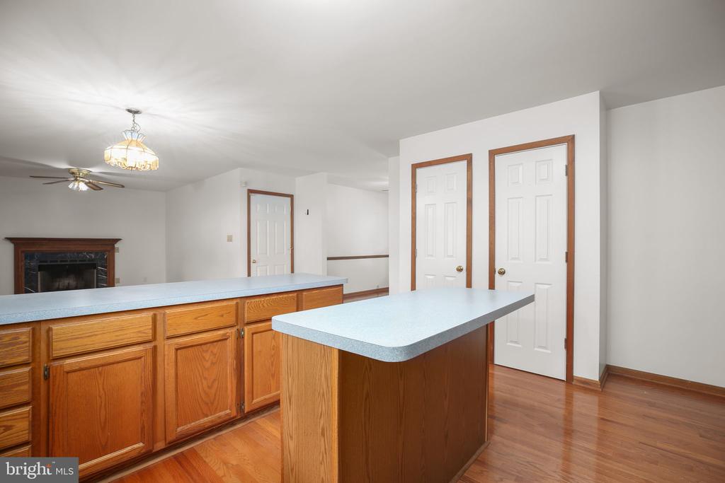 619 SHAMROCK DR, FREDERICKSBURG, Virginia 22407, 3 Bedrooms Bedrooms, ,2 BathroomsBathrooms,Residential,619 SHAMROCK DR,VASP2041352 MLS # VASP2041352