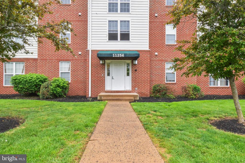 11256 TORRIE WAY, BEALETON, Virginia 22712, 2 Bedrooms Bedrooms, ,2 BathroomsBathrooms,Residential,CEDAR LEE CONDOMINIUM,11256 TORRIE WAY,VAFQ2021720 MLS # VAFQ2021720