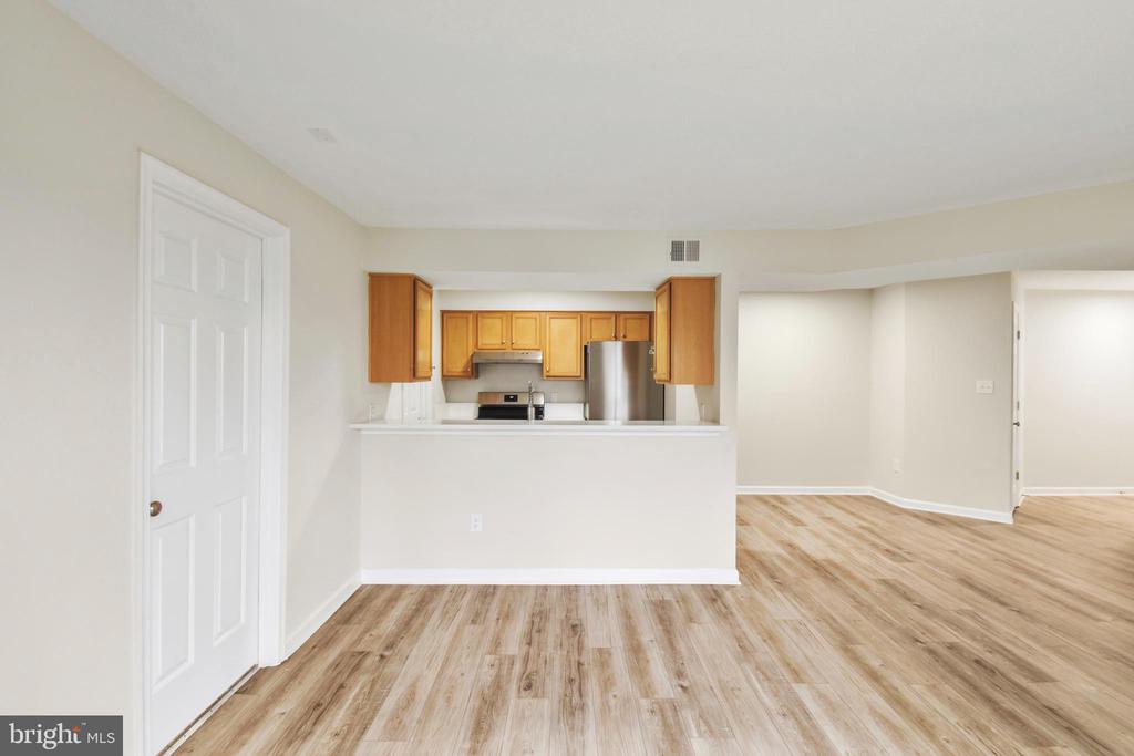 11256 TORRIE WAY, BEALETON, Virginia 22712, 2 Bedrooms Bedrooms, ,2 BathroomsBathrooms,Residential,CEDAR LEE CONDOMINIUM,11256 TORRIE WAY,VAFQ2021720 MLS # VAFQ2021720