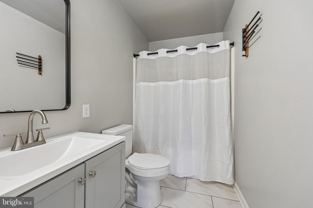 3717 LITTLE RIVER DR, FREDERICKSBURG, Virginia 22408, 4 Bedrooms Bedrooms, ,2 BathroomsBathrooms,Residential,3717 LITTLE RIVER DR,VASP2040836 MLS # VASP2040836
