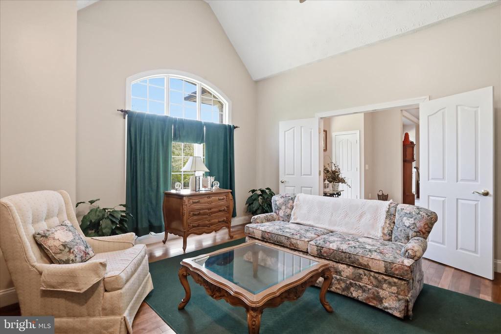 524 S MCDANIEL LN, SHENANDOAH, Virginia 22849, 6 Bedrooms Bedrooms, ,6 BathroomsBathrooms,Residential,524 S MCDANIEL LN,VAPA2006350 MLS # VAPA2006350