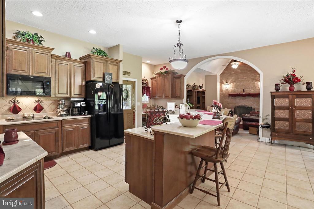 524 S MCDANIEL LN, SHENANDOAH, Virginia 22849, 6 Bedrooms Bedrooms, ,6 BathroomsBathrooms,Residential,524 S MCDANIEL LN,VAPA2006350 MLS # VAPA2006350