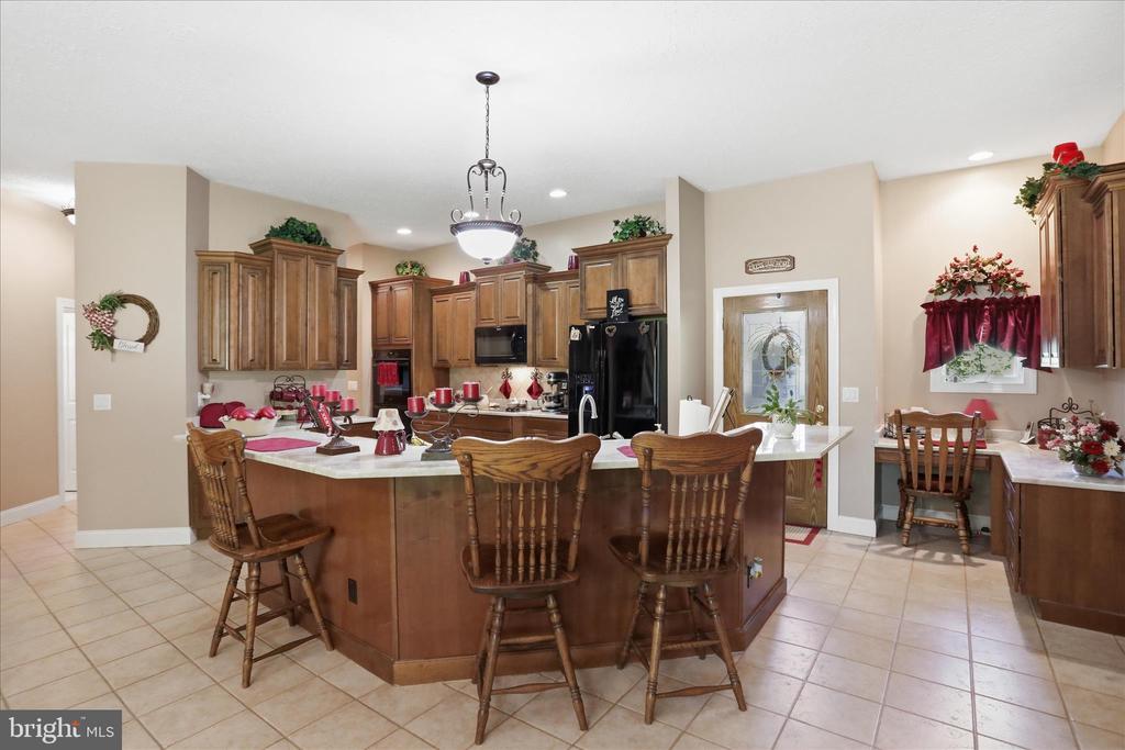 524 S MCDANIEL LN, SHENANDOAH, Virginia 22849, 6 Bedrooms Bedrooms, ,6 BathroomsBathrooms,Residential,524 S MCDANIEL LN,VAPA2006350 MLS # VAPA2006350