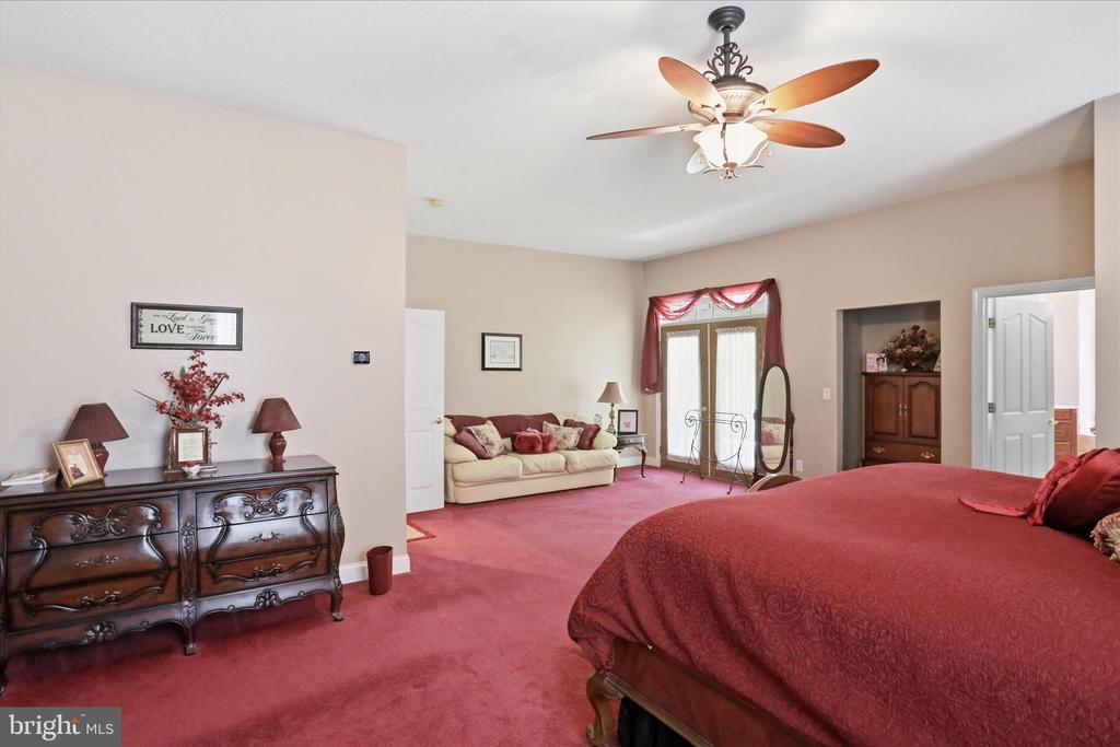 524 S MCDANIEL LN, SHENANDOAH, Virginia 22849, 6 Bedrooms Bedrooms, ,6 BathroomsBathrooms,Residential,524 S MCDANIEL LN,VAPA2006350 MLS # VAPA2006350
