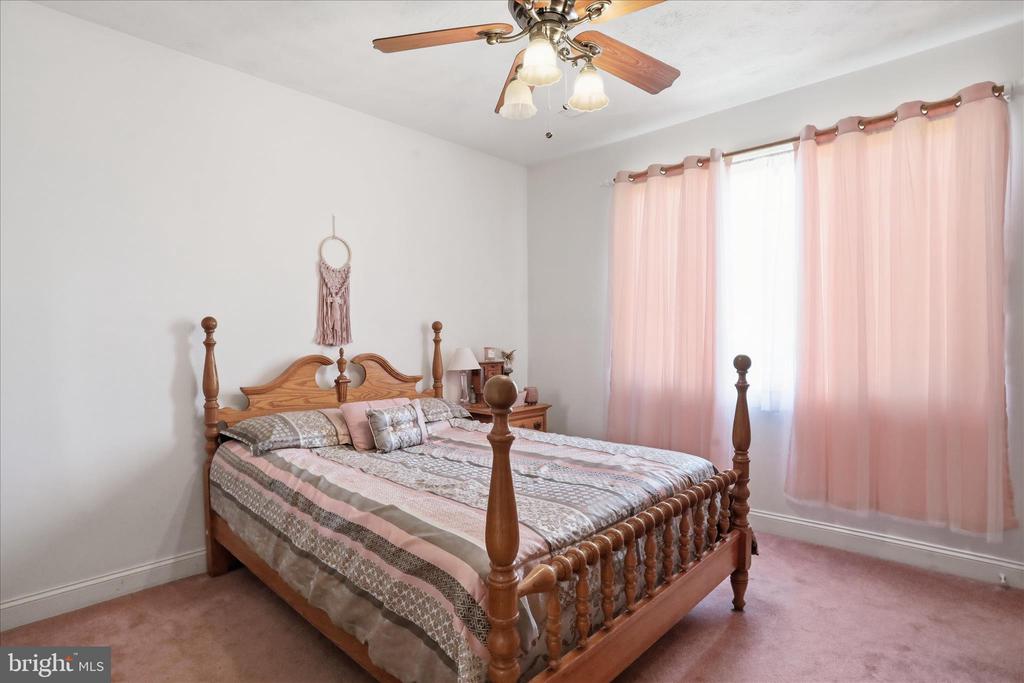 524 S MCDANIEL LN, SHENANDOAH, Virginia 22849, 6 Bedrooms Bedrooms, ,6 BathroomsBathrooms,Residential,524 S MCDANIEL LN,VAPA2006350 MLS # VAPA2006350