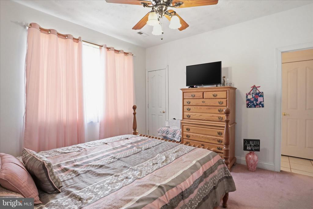 524 S MCDANIEL LN, SHENANDOAH, Virginia 22849, 6 Bedrooms Bedrooms, ,6 BathroomsBathrooms,Residential,524 S MCDANIEL LN,VAPA2006350 MLS # VAPA2006350