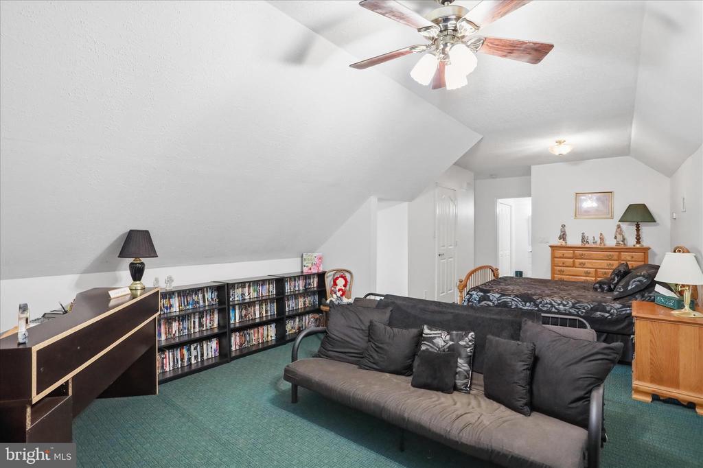 524 S MCDANIEL LN, SHENANDOAH, Virginia 22849, 6 Bedrooms Bedrooms, ,6 BathroomsBathrooms,Residential,524 S MCDANIEL LN,VAPA2006350 MLS # VAPA2006350