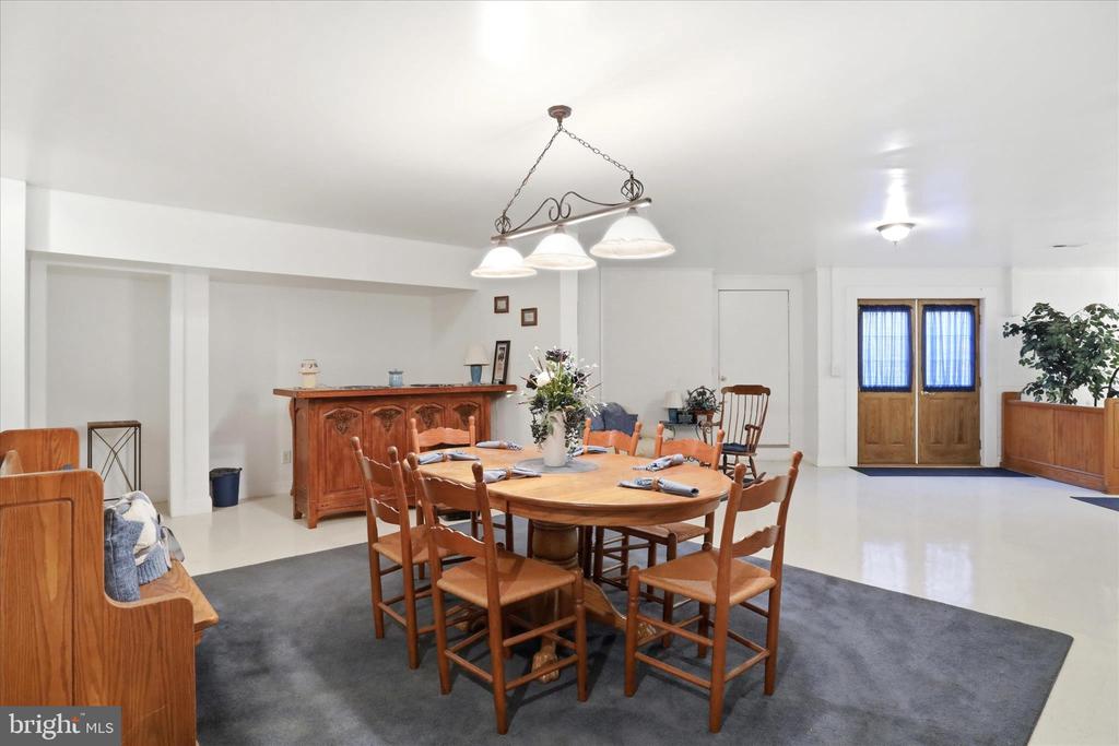 524 S MCDANIEL LN, SHENANDOAH, Virginia 22849, 6 Bedrooms Bedrooms, ,6 BathroomsBathrooms,Residential,524 S MCDANIEL LN,VAPA2006350 MLS # VAPA2006350