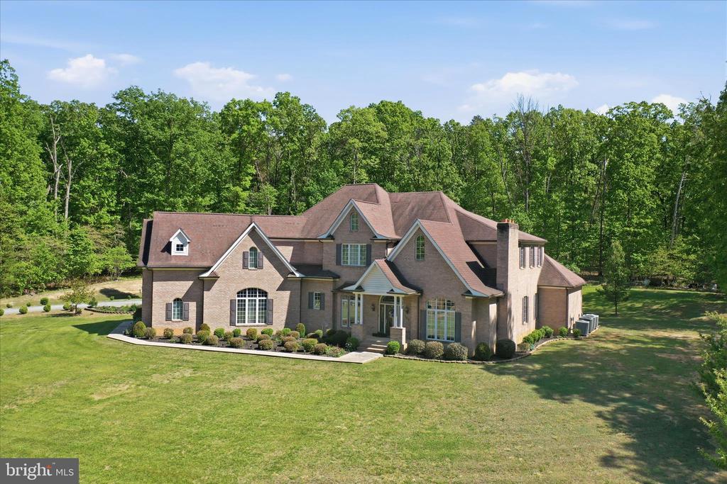 524 S MCDANIEL LN, SHENANDOAH, Virginia 22849, 6 Bedrooms Bedrooms, ,6 BathroomsBathrooms,Residential,524 S MCDANIEL LN,VAPA2006350 MLS # VAPA2006350