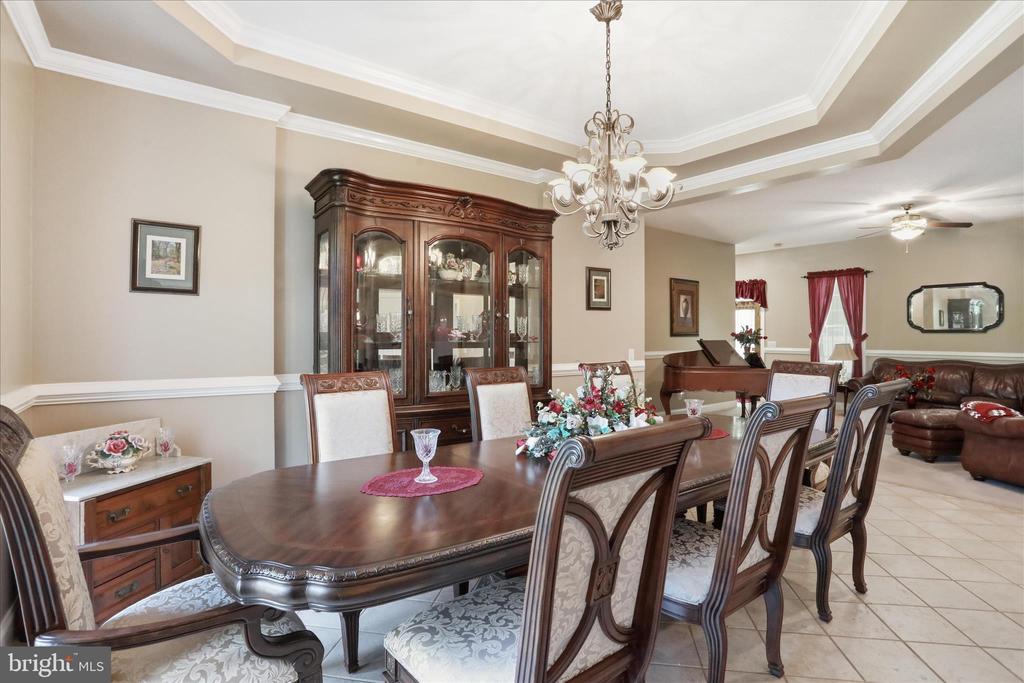 524 S MCDANIEL LN, SHENANDOAH, Virginia 22849, 6 Bedrooms Bedrooms, ,6 BathroomsBathrooms,Residential,524 S MCDANIEL LN,VAPA2006350 MLS # VAPA2006350