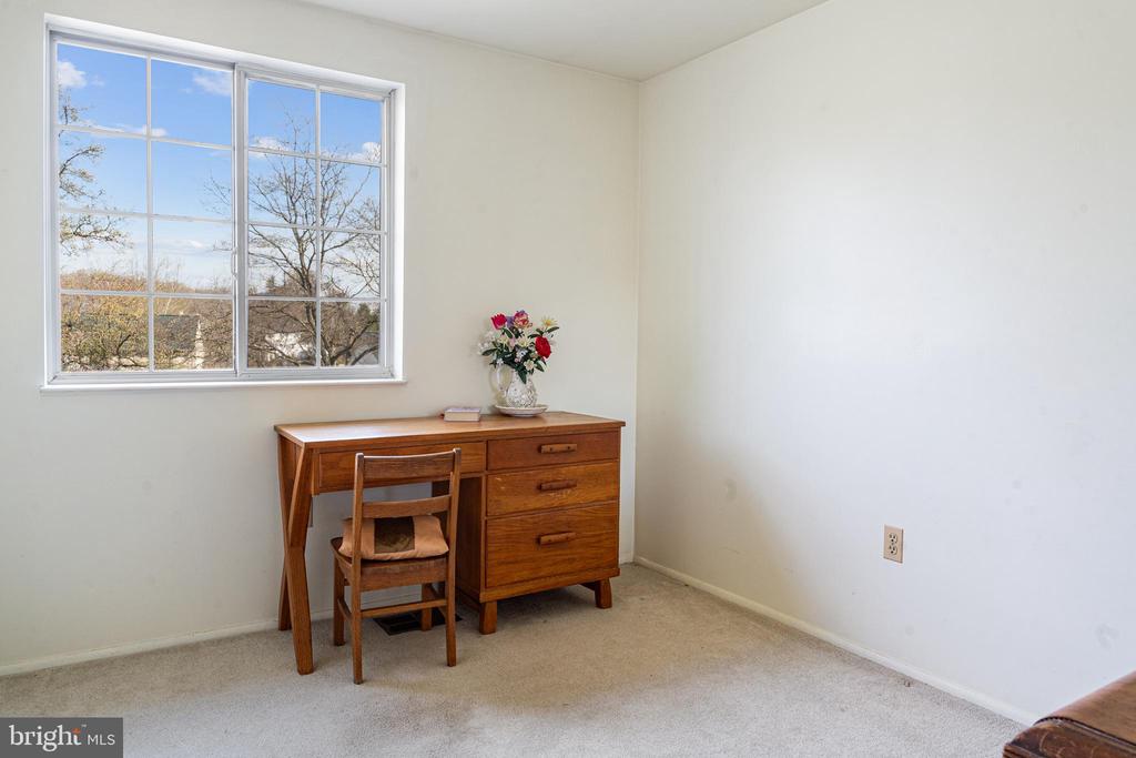 6439 LANCASTER DR, WARRENTON, Virginia 20187, 3 Bedrooms Bedrooms, ,2 BathroomsBathrooms,Residential,6439 LANCASTER DR,VAFQ2021806 MLS # VAFQ2021806