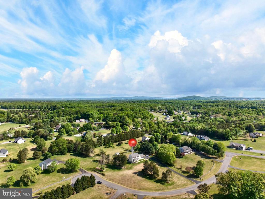 19313 WINDSONG CT, CULPEPER, Virginia 22701, 3 Bedrooms Bedrooms, ,2 BathroomsBathrooms,Residential,19313 WINDSONG CT,VACU2013488 MLS # VACU2013488