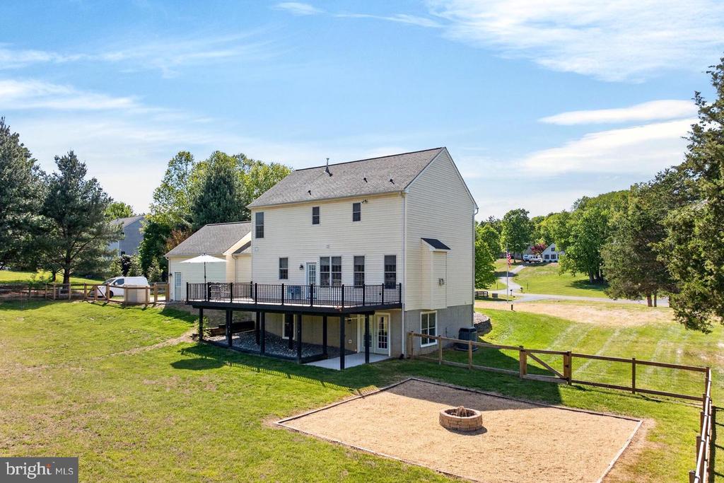 19313 WINDSONG CT, CULPEPER, Virginia 22701, 3 Bedrooms Bedrooms, ,2 BathroomsBathrooms,Residential,19313 WINDSONG CT,VACU2013488 MLS # VACU2013488