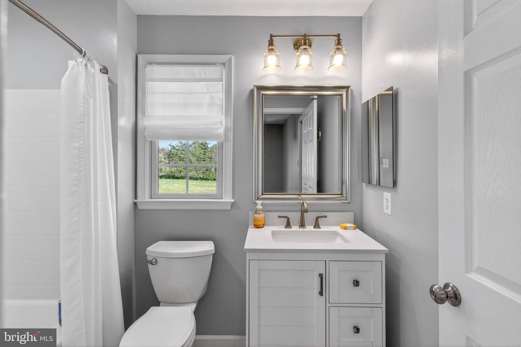 19313 WINDSONG CT, CULPEPER, Virginia 22701, 3 Bedrooms Bedrooms, ,2 BathroomsBathrooms,Residential,19313 WINDSONG CT,VACU2013488 MLS # VACU2013488