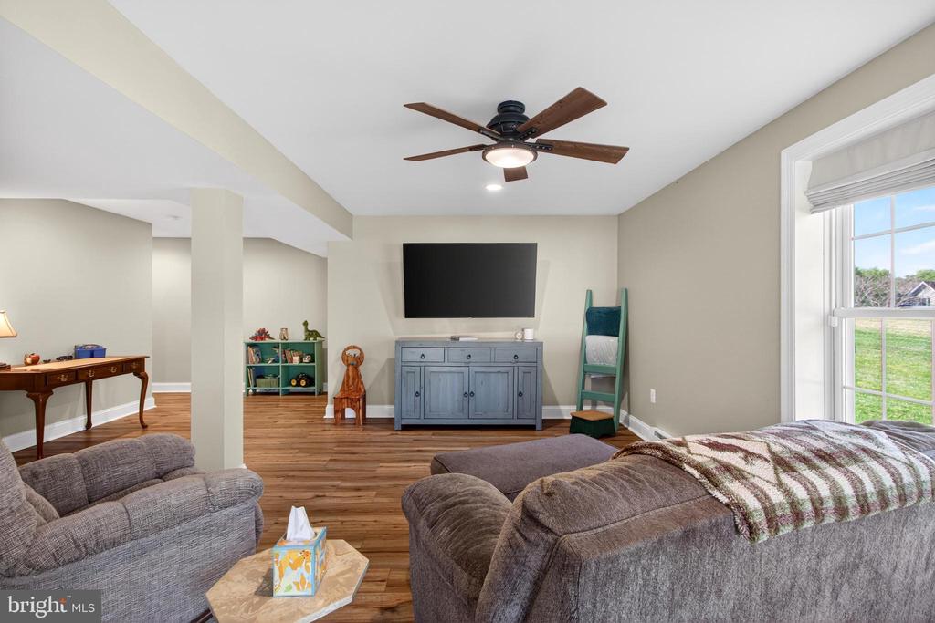 19313 WINDSONG CT, CULPEPER, Virginia 22701, 3 Bedrooms Bedrooms, ,2 BathroomsBathrooms,Residential,19313 WINDSONG CT,VACU2013488 MLS # VACU2013488